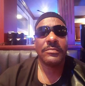 Meet your Posher, Warren